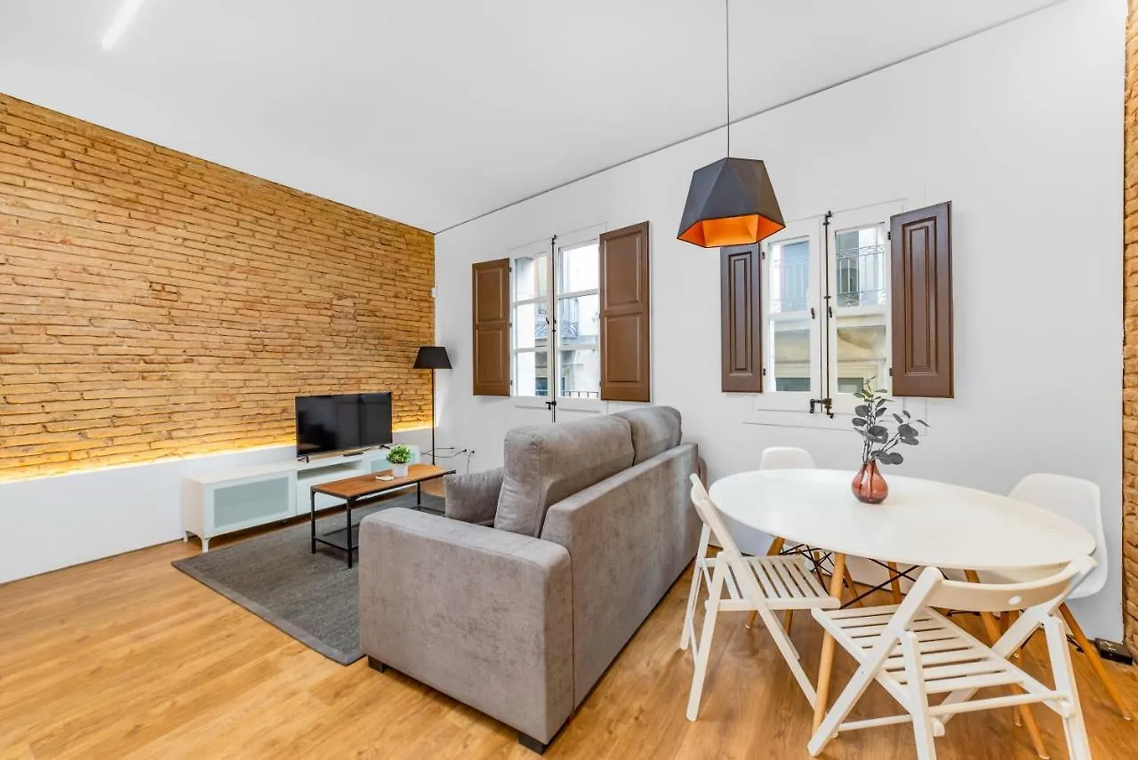 ברצלונה Lodging Apartments Modern Apartment In Downtown With Lovely Balcony