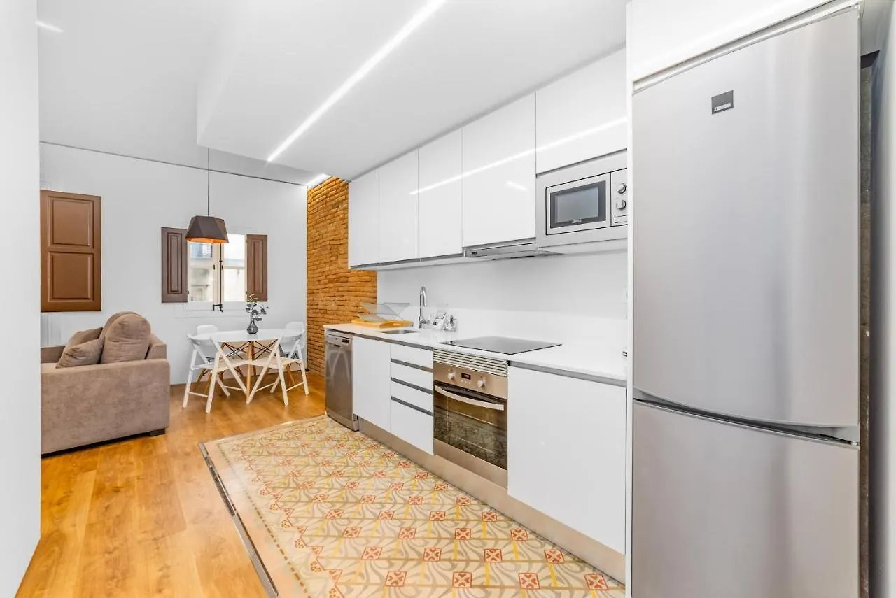 ברצלונה Lodging Apartments Modern Apartment In Downtown With Lovely Balcony